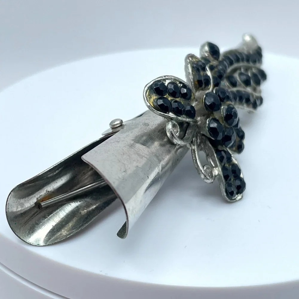 Vintage Silver-Tone Black Classic Faceted Glass Floral Beads Alligator Hair Clip
